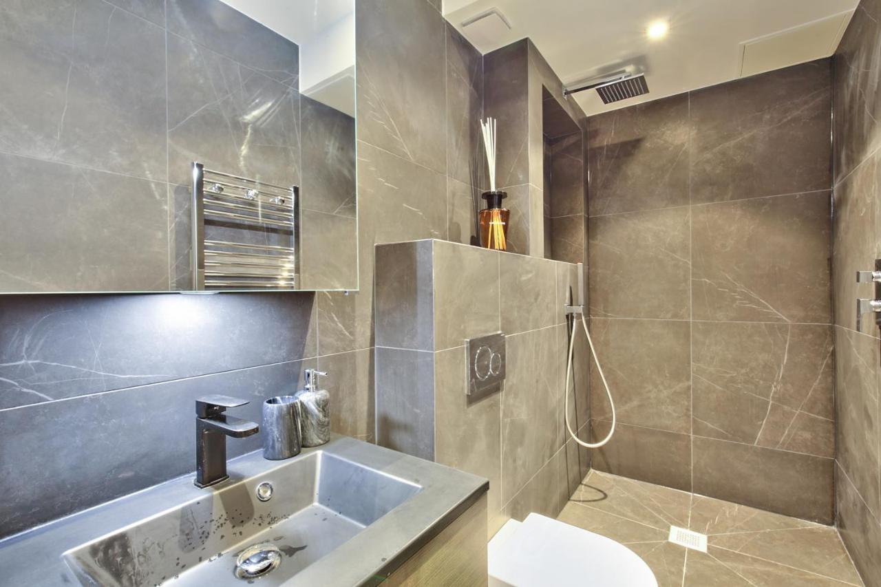 Апартаменты 70 - Authentic Parisian Flat Экстерьер фото
